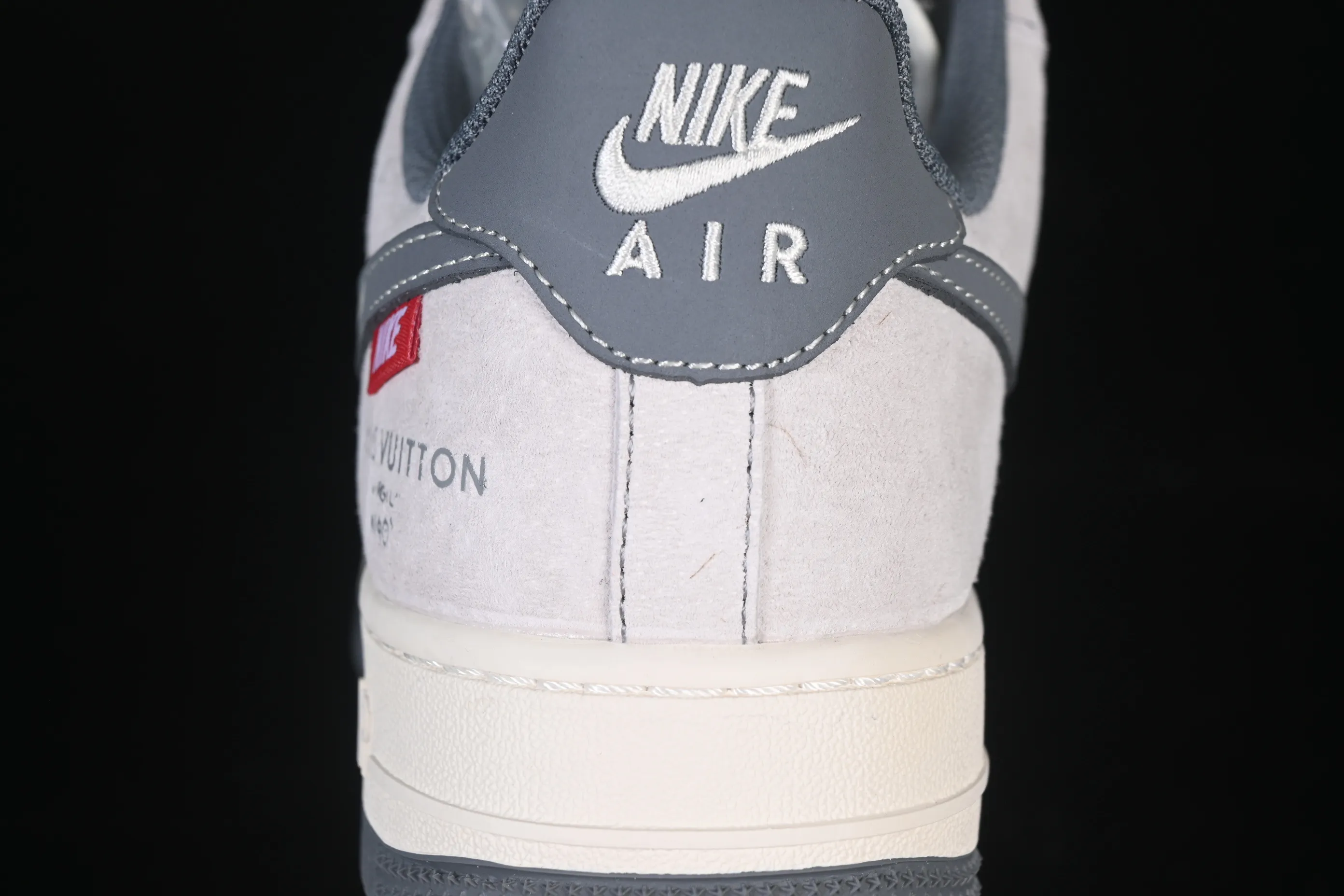 All categories Nk Air Force 1 Air Force series Nk Air Force 1 Low Air Force low-top Nike Air Force 1'07 Low LV joint gray hook woven label Air Force 1 low-top casual sneakers CX5050-Y25
